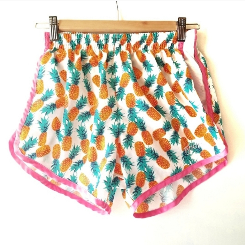 Tyler's | Pineapple print running shorts Medium